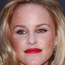 Julie Berman Net Worth 2026: Money, Salary, Bio | CelebsMoney