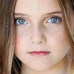 Joelle Better Net Worth 2026: Money, Salary, Bio | CelebsMoney