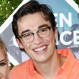 Joey Bragg Net Worth 2026: Money, Salary, Bio | CelebsMoney