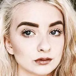 Jonlyn Elizabeth Net Worth 2026: Money, Salary, Bio | CelebsMoney