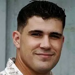 Josh Gracin Net Worth 2026: Money, Salary, Bio | CelebsMoney