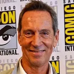 Jonathan Hyde Net Worth 2026: Money, Salary, Bio | CelebsMoney