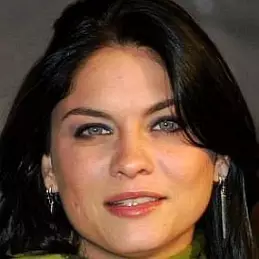 Jodi Lyn O'Keefe Net Worth 2026: Money, Salary, Bio | CelebsMoney