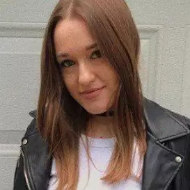 Kaitlyn Vella Net Worth 2026: Money, Salary, Bio | CelebsMoney