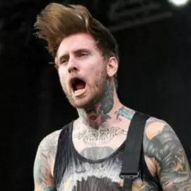Jona Weinhofen Net Worth 2026: Money, Salary, Bio | CelebsMoney